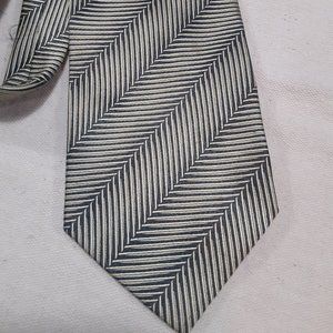 Magic Johnson Signed Necktie   #105